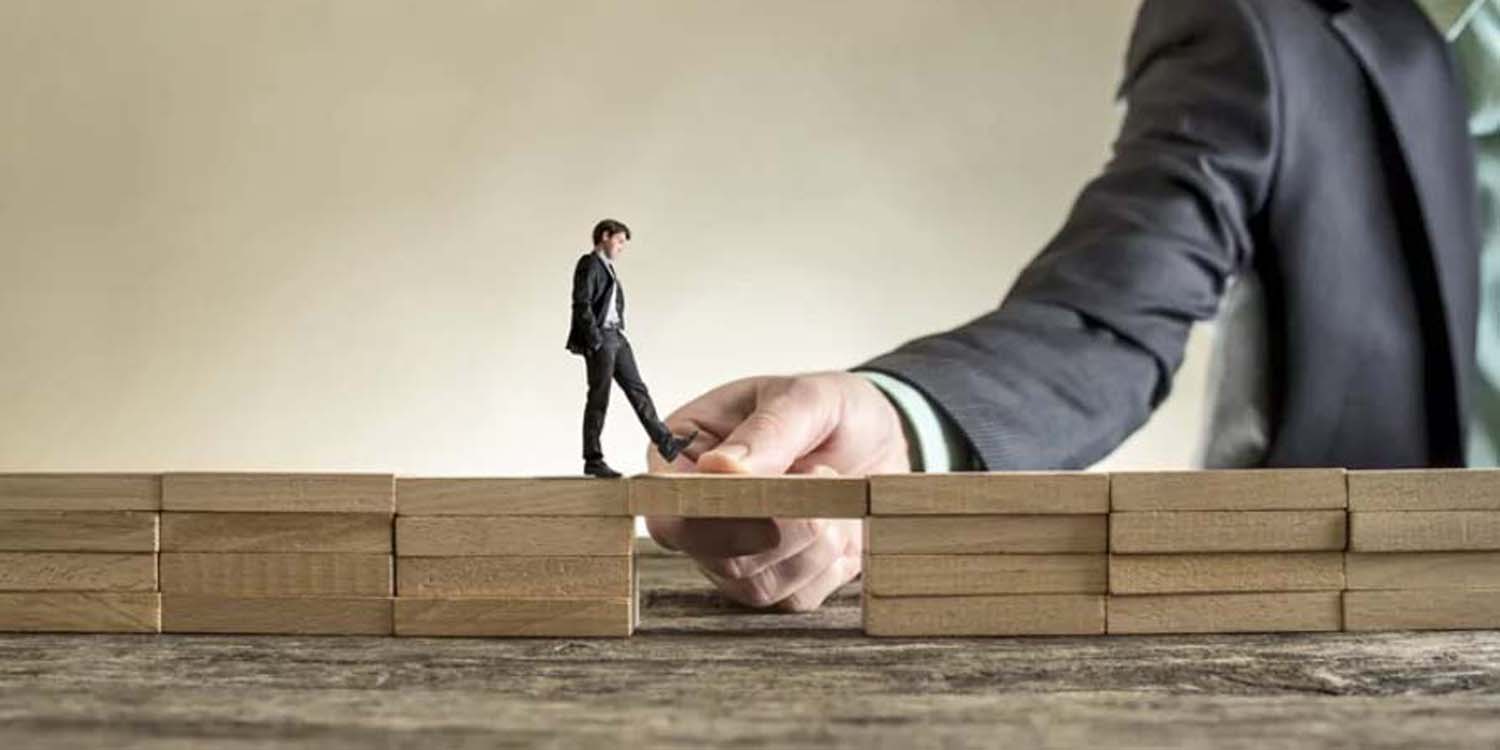 Foto simbolica a tema assicurazioni professionali